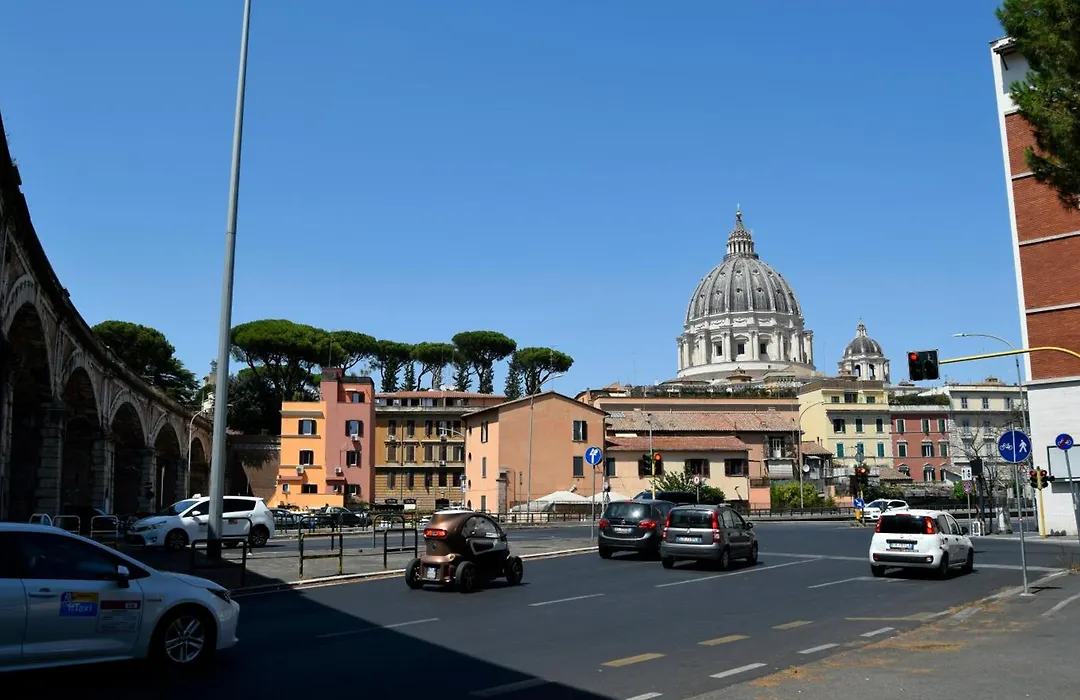 Vatican Giulia-1